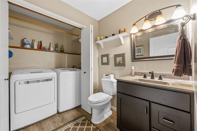 509 Bezdek Drive NW, Cedar Rapids, IA 52405