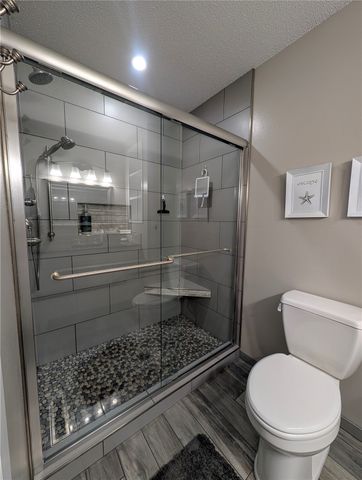 509 Bezdek Drive NW, Cedar Rapids, IA 52405