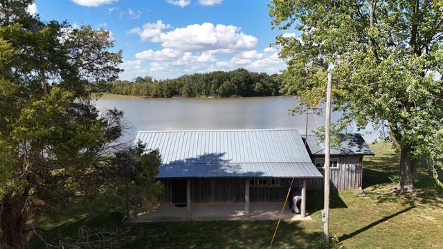 100 North Road, Montgomery, IN 47558