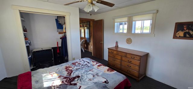 100 North Road, Montgomery, IN 47558