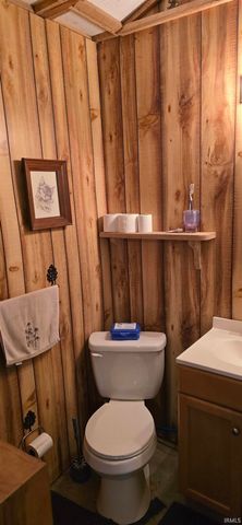 100 North Road, Montgomery, IN 47558