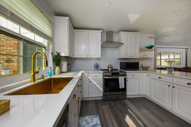 840 Del Monte Ct, Manteca, CA 95336