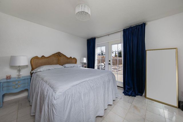 840 Del Monte Ct, Manteca, CA 95336