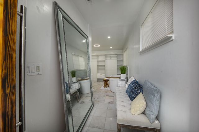 840 Del Monte Ct, Manteca, CA 95336