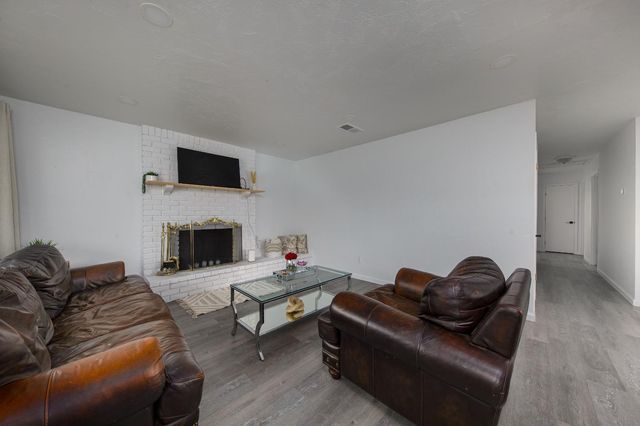 840 Del Monte Ct, Manteca, CA 95336