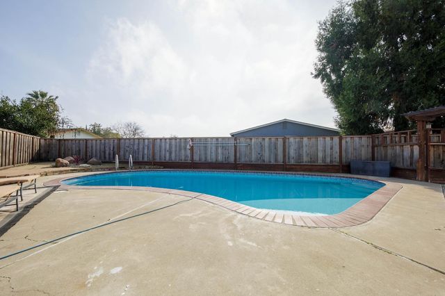 840 Del Monte Ct, Manteca, CA 95336