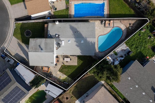 840 Del Monte Ct, Manteca, CA 95336