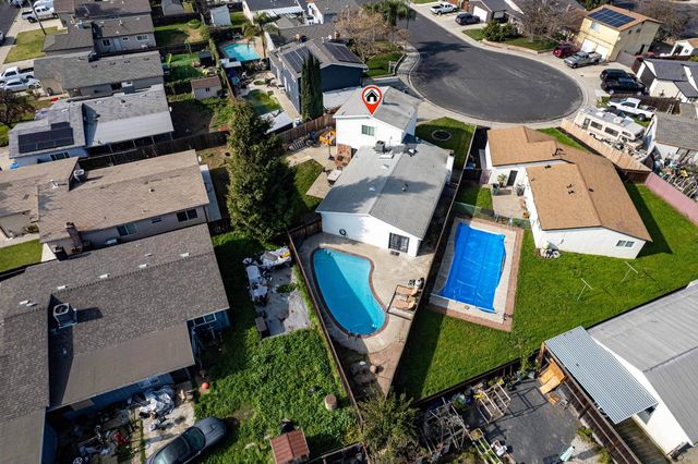 840 Del Monte Ct, Manteca, CA 95336