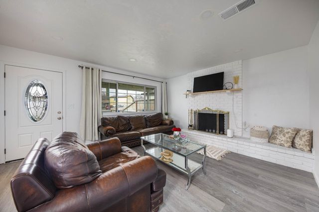 840 Del Monte Ct, Manteca, CA 95336