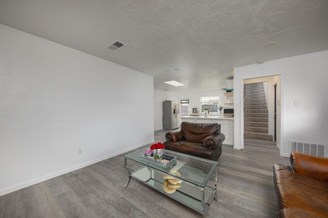 840 Del Monte Ct, Manteca, CA 95336