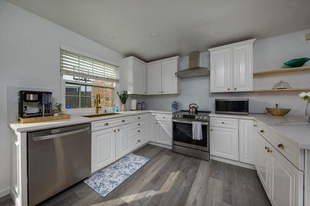 840 Del Monte Ct, Manteca, CA 95336