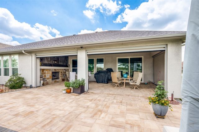 12424 Blue Granite Drive, Denton, TX 76207
