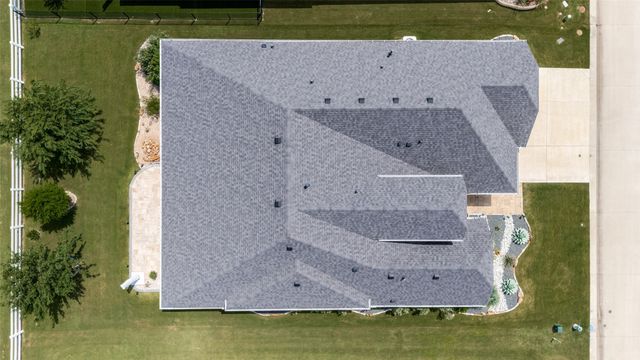 12424 Blue Granite Drive, Denton, TX 76207