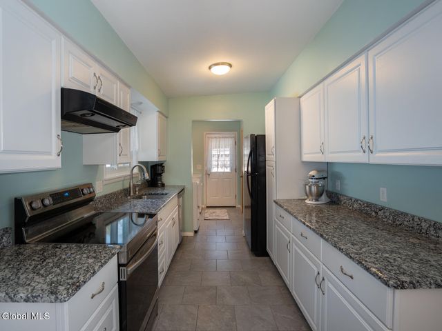 30 Mahican Manor, Cairo, NY 12482