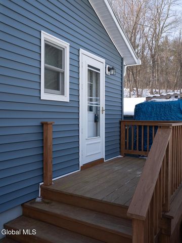 30 Mahican Manor, Cairo, NY 12482