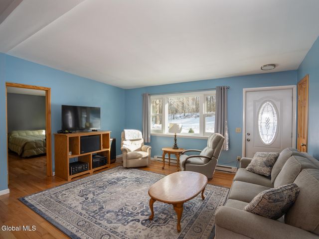 30 Mahican Manor, Cairo, NY 12482