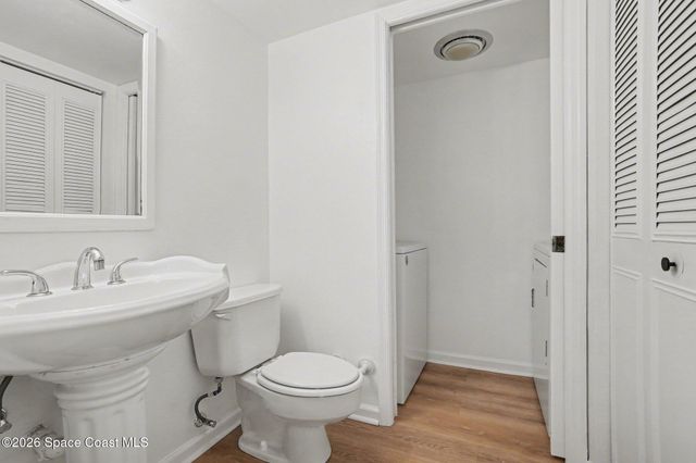 3915 Vista Oaks Circle NE, Palm Bay, FL 32905