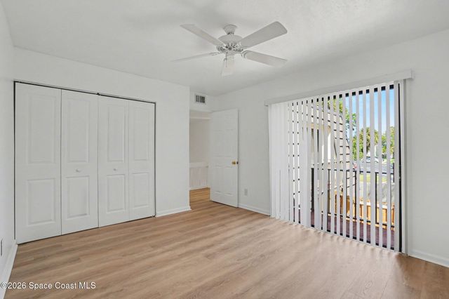 3915 Vista Oaks Circle NE, Palm Bay, FL 32905