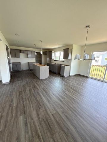 421 Ridgeview COURT, Lake Mills, WI 53551