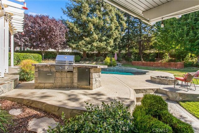 13747 Meadow View Lane, Yucaipa, CA 92399