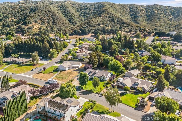 13747 Meadow View Lane, Yucaipa, CA 92399
