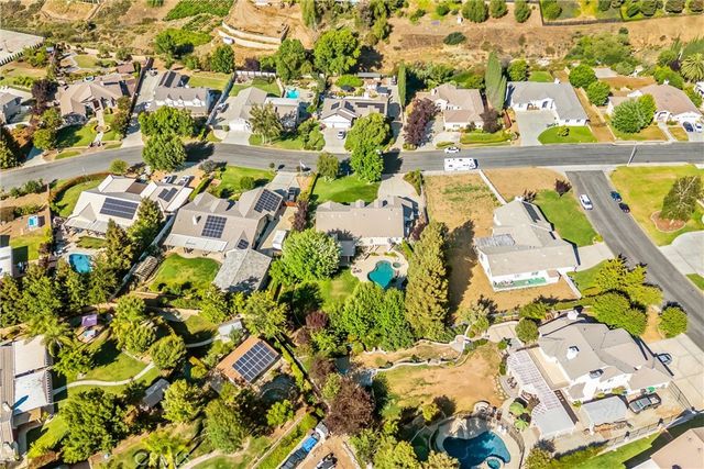 13747 Meadow View Lane, Yucaipa, CA 92399