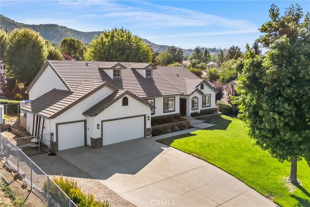 13747 Meadow View Lane, Yucaipa, CA 92399