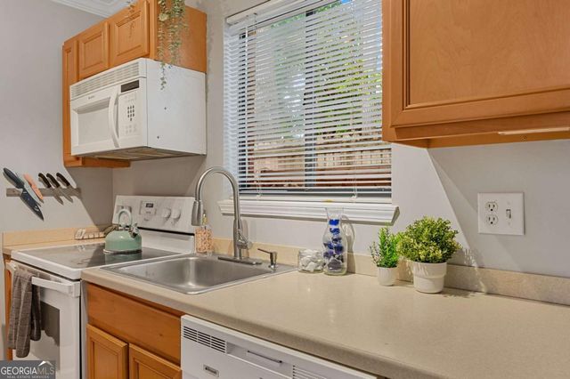 960 Saint Charles Avenue NE 4, Atlanta, GA 30306