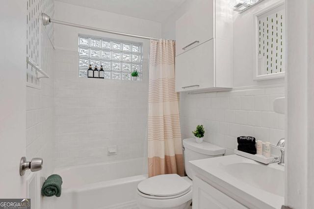 960 Saint Charles Avenue NE 4, Atlanta, GA 30306