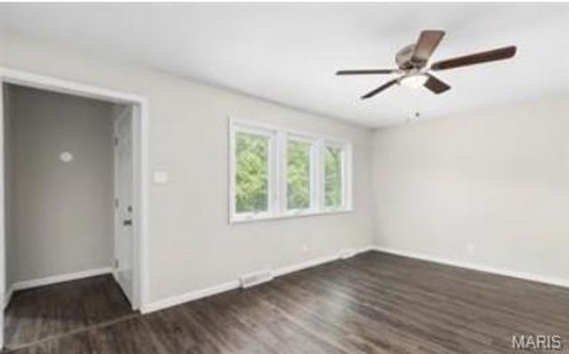 834 Young Drive, Fenton, MO 63026