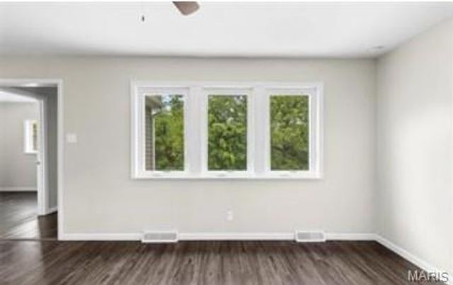 834 Young Drive, Fenton, MO 63026