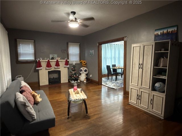 3349 Old Logan Road, Logan, WV 25601