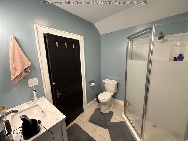 3349 Old Logan Road, Logan, WV 25601