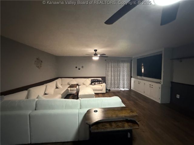 3349 Old Logan Road, Logan, WV 25601