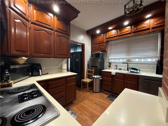 3349 Old Logan Road, Logan, WV 25601