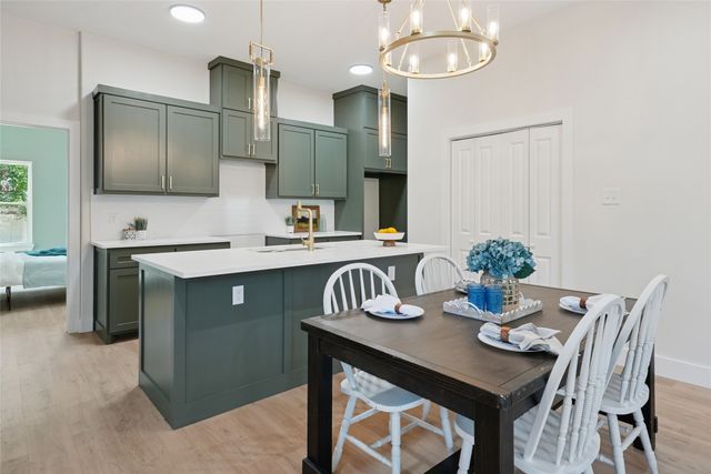 830 Stamps Avenue, Fort Worth, TX 76114