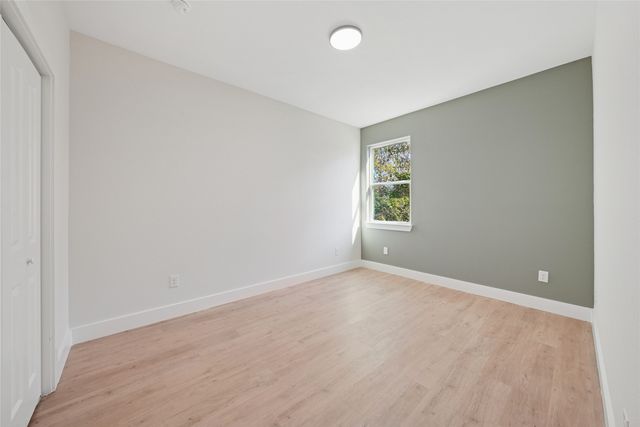 830 Stamps Avenue, Fort Worth, TX 76114