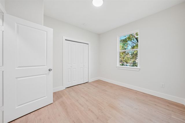 830 Stamps Avenue, Fort Worth, TX 76114
