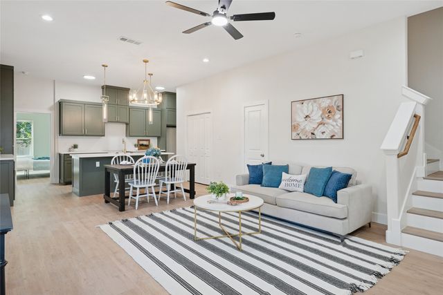 830 Stamps Avenue, Fort Worth, TX 76114