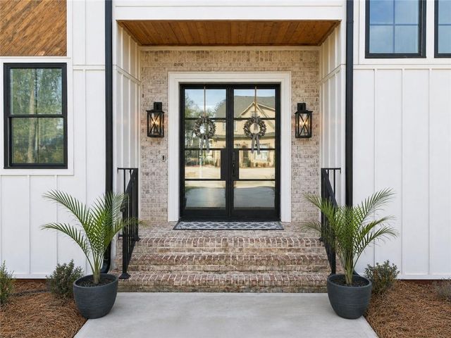 7410 Crestline Drive, Dawsonville, GA 30534