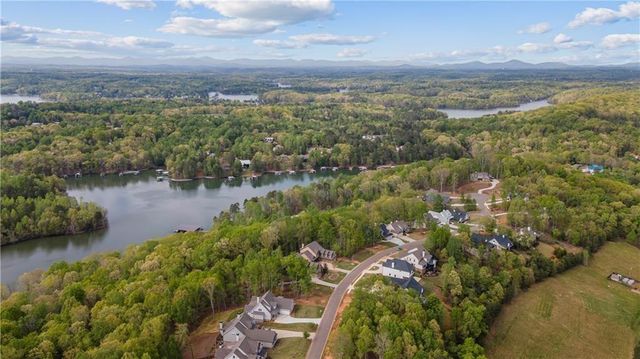 7410 Crestline Drive, Dawsonville, GA 30534