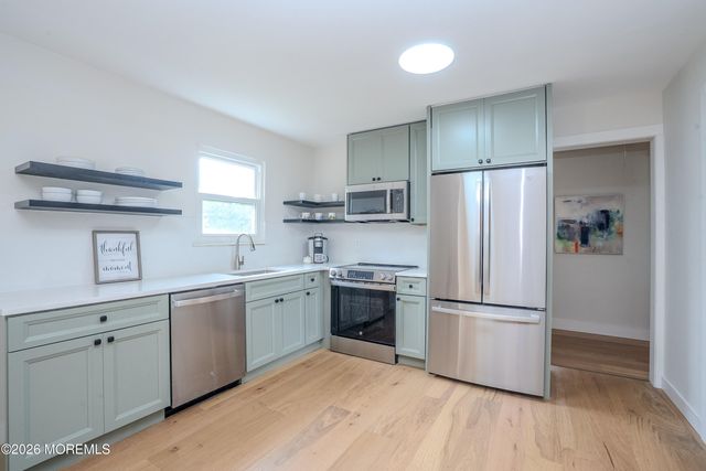 8 Knox Boulevard, Neptune Township, NJ 07753
