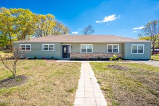 8 Knox Boulevard, Neptune Township, NJ 07753