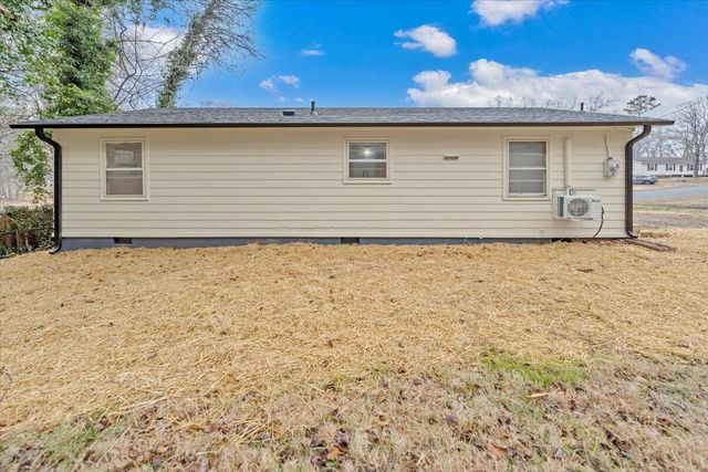 885 Southland DR, Martinsville, VA 24112