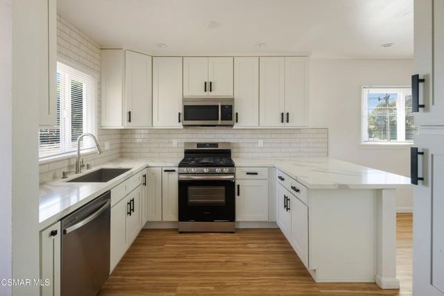 13456 Reedley Street, Panorama City, CA 91402