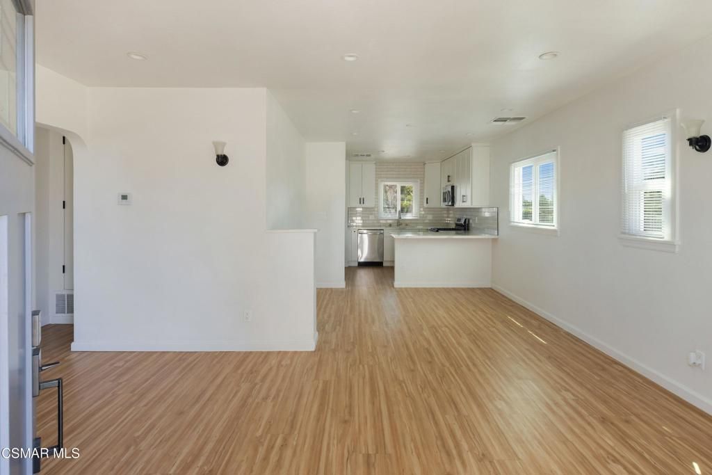 13456 Reedley Street, Panorama City, CA 91402 — photo 3