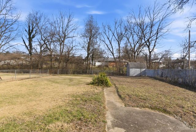 124 Gregory Lane, Hamilton, OH 45013