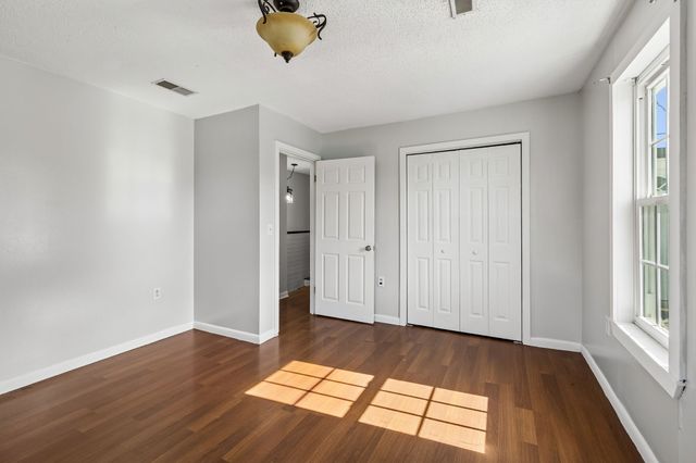 312 Hinson St, Hohenwald, TN 38462