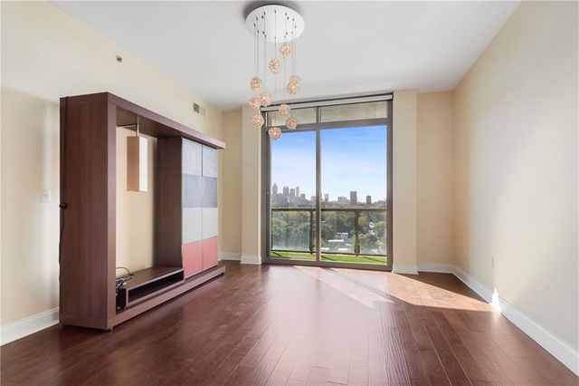 270 17th NW Street 1407, Atlanta, GA 30363