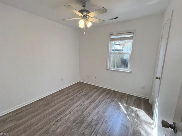 1530 Hummingbird LN, Virginia Beach, VA 23454